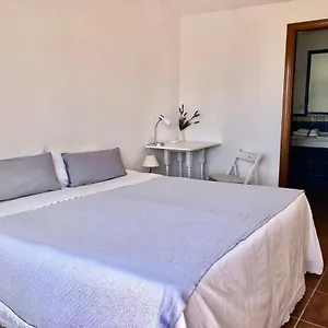 Charming 1 Bedroom With Shared Kitchen Next To Puerto Banus , Marbella Spain